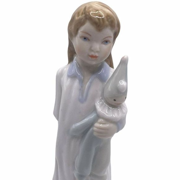 ROYAL DUX CZECH HAND PAINTED  PORCELAIN GIRL WITH CLOWN FIGURINE 6" - Picture 4 of 9